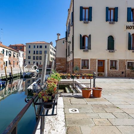 Hotel Tiziano Venezia Esterno foto